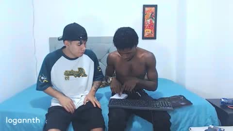 Snapshot of logannthh chatting on December 24, 3:16 am logannthh online show from December 24, 3:16 am