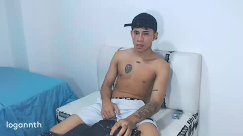 Snapshot of logannthh chatting on December 24, 10:33 am logannthh online show from December 24, 10:33 am