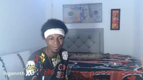 Snapshot of logannthh chatting on January 14, 6:56 am logannthh online show from January 14, 6:56 am