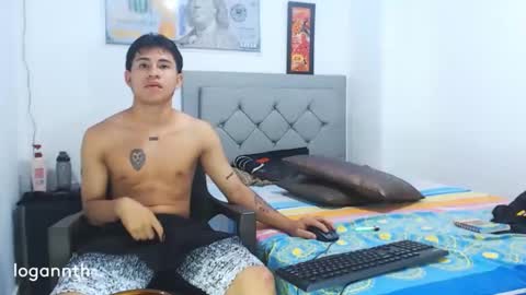 Snapshot of logannthh chatting on January 23, 11:37 am logannthh online show from January 23, 11:37 am