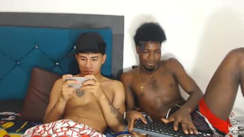 Snapshot of logannthh chatting on March 3, 3:53 pm logannthh online show from March 3, 3:53 pm