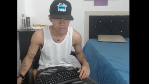 logannthh online show from October 12, 7:46 pm