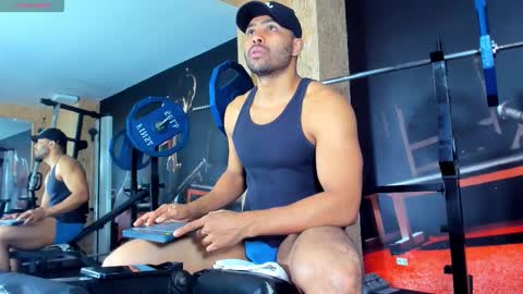 U can call me Logan online show from February 19, 12:23 pm