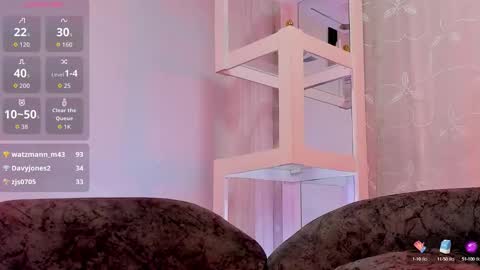 Snapshot of logantwink18 chatting on September 15, 11:54 am logantwink18 online show from September 15, 11:54 am