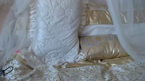 Lilu online show from January 25, 9:36 am