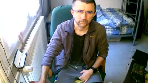 Snapshot of lokoum39 chatting on December 4, 12:03 pm lokoum39 online show from December 4, 12:03 pm