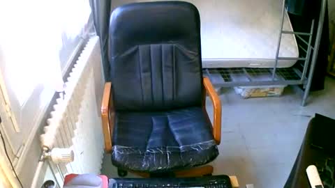 Snapshot of lokoum39 chatting on January 14, 11:53 am lokoum39 online show from January 14, 11:53 am