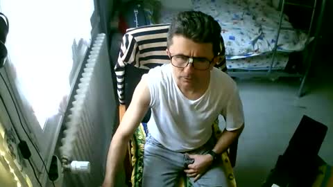 Snapshot of lokoum39 chatting on October 29, 12:18 pm lokoum39 online show from October 29, 12:18 pm