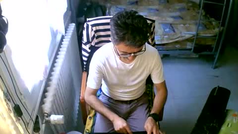 Snapshot of lokoum39 chatting on November 19, 9:53 am lokoum39 online show from November 19, 9:53 am