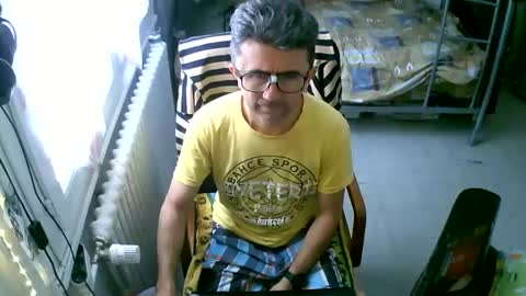 Snapshot of lokoum39 chatting on November 23, 11:54 am lokoum39 online show from November 23, 11:54 am