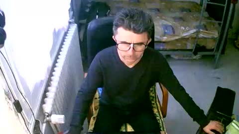 Snapshot of lokoum39 chatting on November 30, 11:47 am lokoum39 online show from November 30, 11:47 am