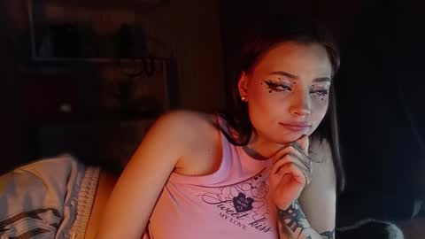 lola online show from April 29, 5:30 pm