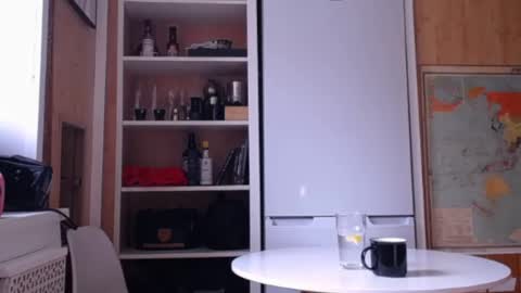 Lola online show from March 6, 12:01 pm