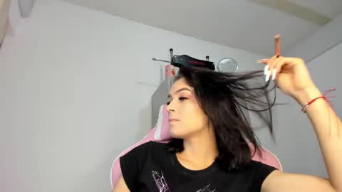 Snapshot of lola_kamila chatting on January 20, 10:15 pm Lola Kamila online show from January 20, 10:15 pm