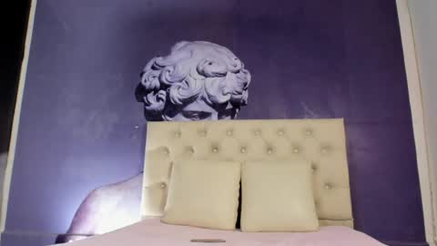 Snapshot of lola_red956680 chatting on February 5, 3:09 pm lola red online show from February 5, 3:09 pm