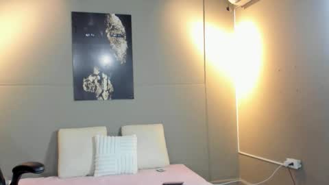 lola red online show from February 26, 7:24 pm