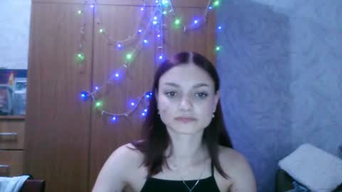 Snapshot of lola_sweetglow chatting on June 24, 8:08 pm lola_sweetglow online show from June 24, 8:08 pm