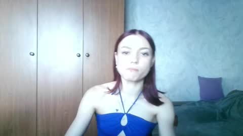 Snapshot of lola_sweetglow chatting on June 27, 10:20 am lola_sweetglow online show from June 27, 10:20 am