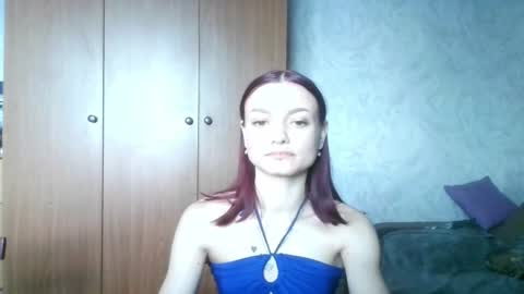 Snapshot of lola_sweetglow chatting on June 27, 12:22 pm lola_sweetglow online show from June 27, 12:22 pm