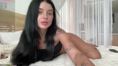 Lola online show from November 10, 5:28 am