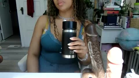 Lola Lustful online show from May 29, 7:01 pm