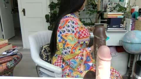 Lola Lustful online show from June 14, 7:05 pm