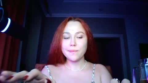 Snapshot of lolamint_ chatting on September 10, 8:31 pm Lola online show from September 10, 8:31 pm