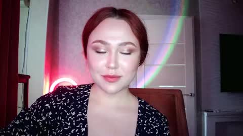 Snapshot of lolamint_ chatting on September 30, 12:32 pm Lola online show from September 30, 12:32 pm