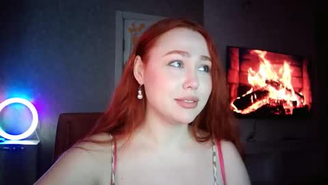 Snapshot of lolamint_ chatting on November 16, 11:27 am Lola online show from November 16, 11:27 am