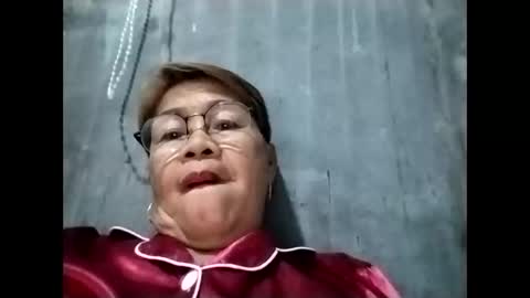 tey online show from October 5, 9:45 pm