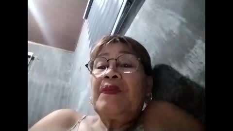 tey online show from October 13, 11:32 am