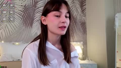 Snapshot of lolaprise chatting on October 20, 1:50 am Lola online show from October 20, 1:50 am