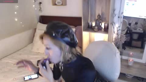 Dear tippers follow me on my new cb account lennarogers online show from March 5, 4:19 am