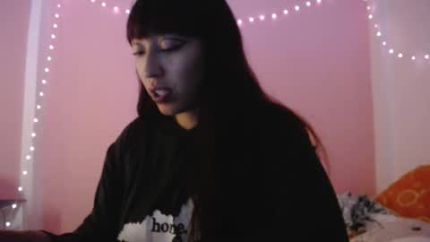 Snapshot of lolitabitchhorney_ chatting on March 5, 2:36 am Lolita online show from March 5, 2:36 am