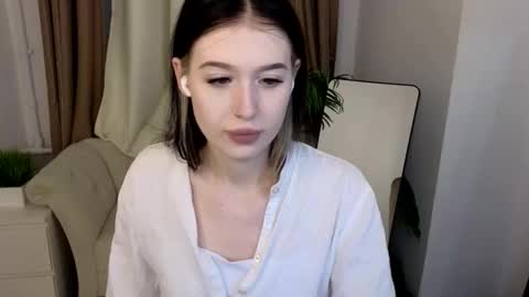 Snapshot of lolla_awesome chatting on October 27, 7:23 am Lolla online show from October 27, 7:23 am