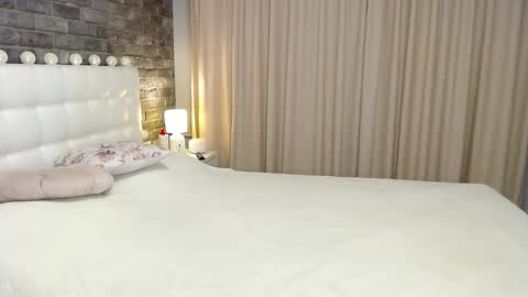 Snapshot of lollidoli__ chatting on October 28, 5:15 pm Victoria online show from October 28, 5:15 pm