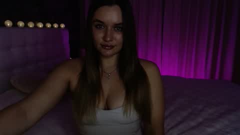 Victoria online show from March 4, 5:30 pm