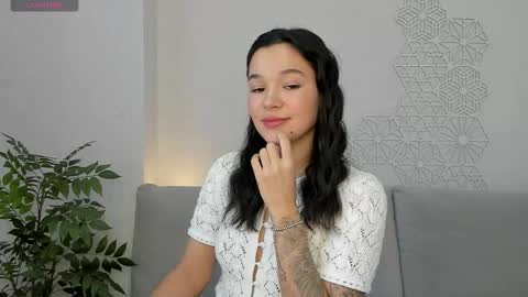 Snapshot of lolly_turner chatting on September 9, 5:07 am lolly_turner online show from September 9, 5:07 am