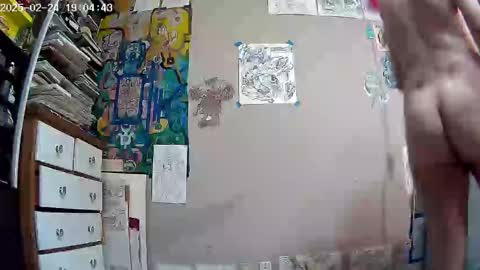 Snapshot of lollygagmiami chatting on February 25, 12:03 am lollygagmiami online show from February 25, 12:03 am