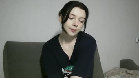 Snapshot of lollylol11 chatting on November 7, 7:14 pm Lilly online show from November 7, 7:14 pm