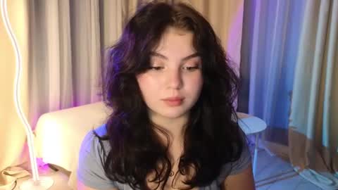 Snapshot of lollyy_pop chatting on June 12, 1:37 am lollyy_pop online show from June 12, 1:37 am