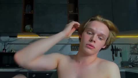 Nelis online show from June 16, 11:07 pm