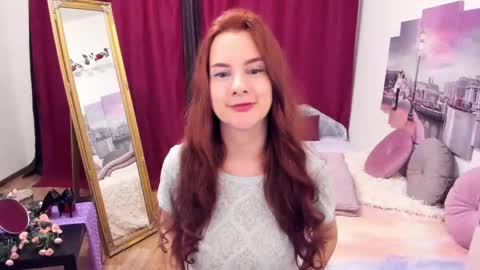 Snapshot of lolomercier chatting on February 22, 7:47 pm LoloMercier online show from February 22, 7:47 pm