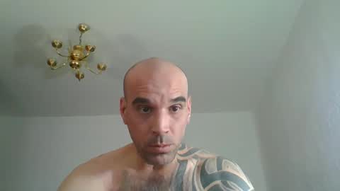 lolotatto online show from April 3, 3:32 pm