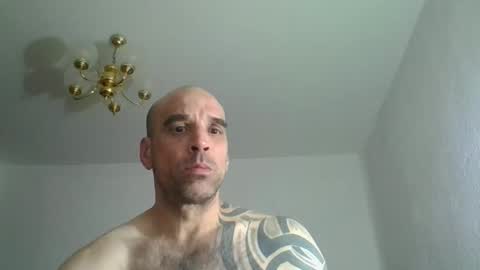 lolotatto online show from April 4, 7:11 pm