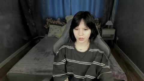 Loly online show from May 6, 1:14 am