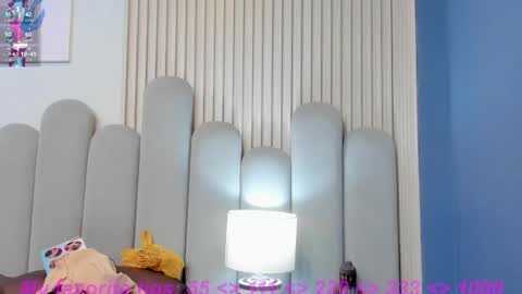 Snapshot of loly_honey chatting on October 11, 11:53 am Loly online show from October 11, 11:53 am
