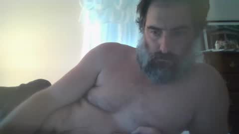 THE SEXIEST MAN ALIVE online show from October 8, 9:45 pm