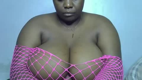 lomyenom56 online show from April 19, 6:32 pm