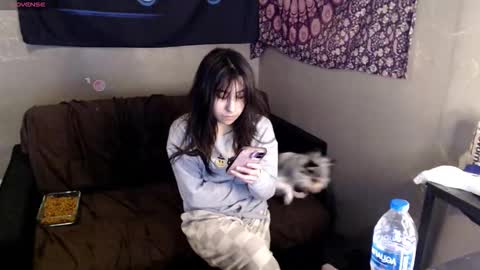 londonray online show from March 13, 9:32 pm